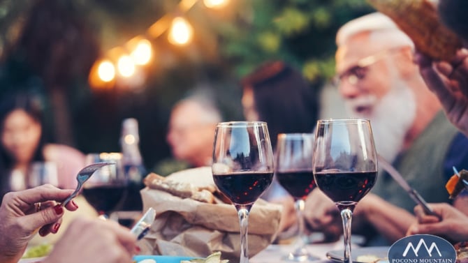 5 Reasons Why the Poconos are the Perfect Year-round Family Reunion Location
