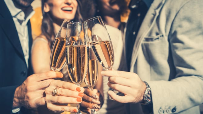 Ring in the New Year in the Poconos: Why Lake Harmony Is the Ultimate Celebration Spot for Large Groups
