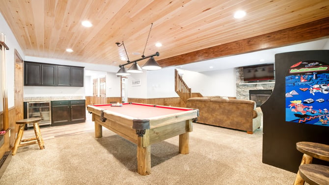 Pocono Cabin Rentals with Pool Tables